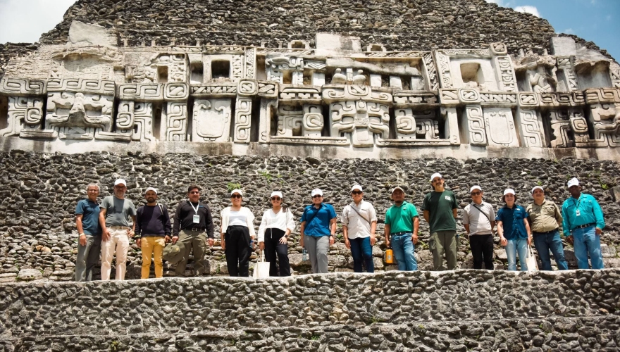 Simposio de Arqueología en Belice